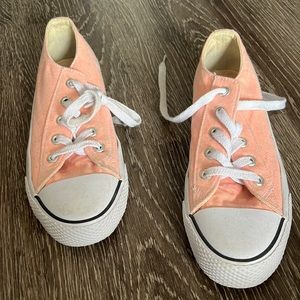 coral low top shoes